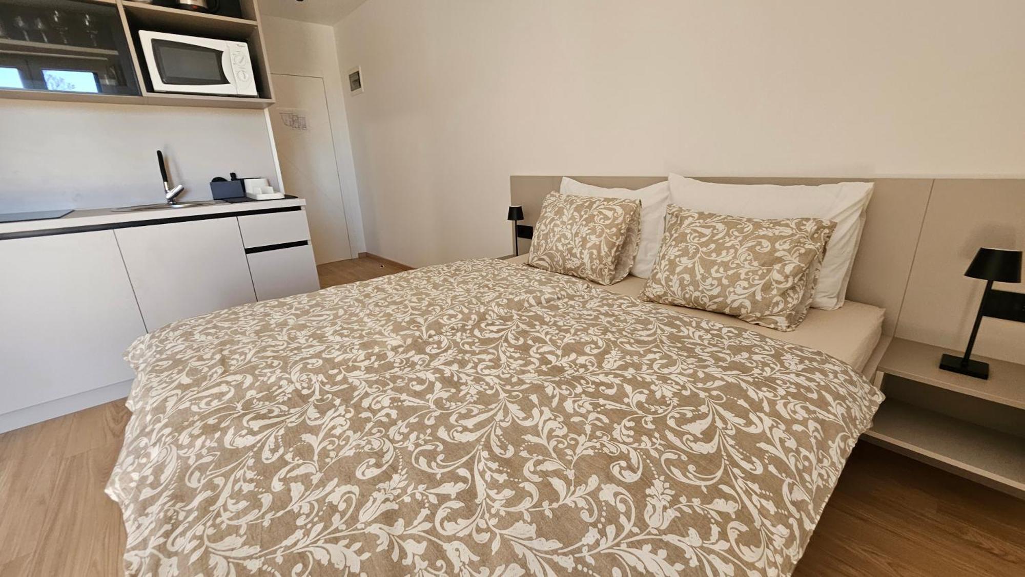 Richi Rooms & App Funtana Exteriér fotografie