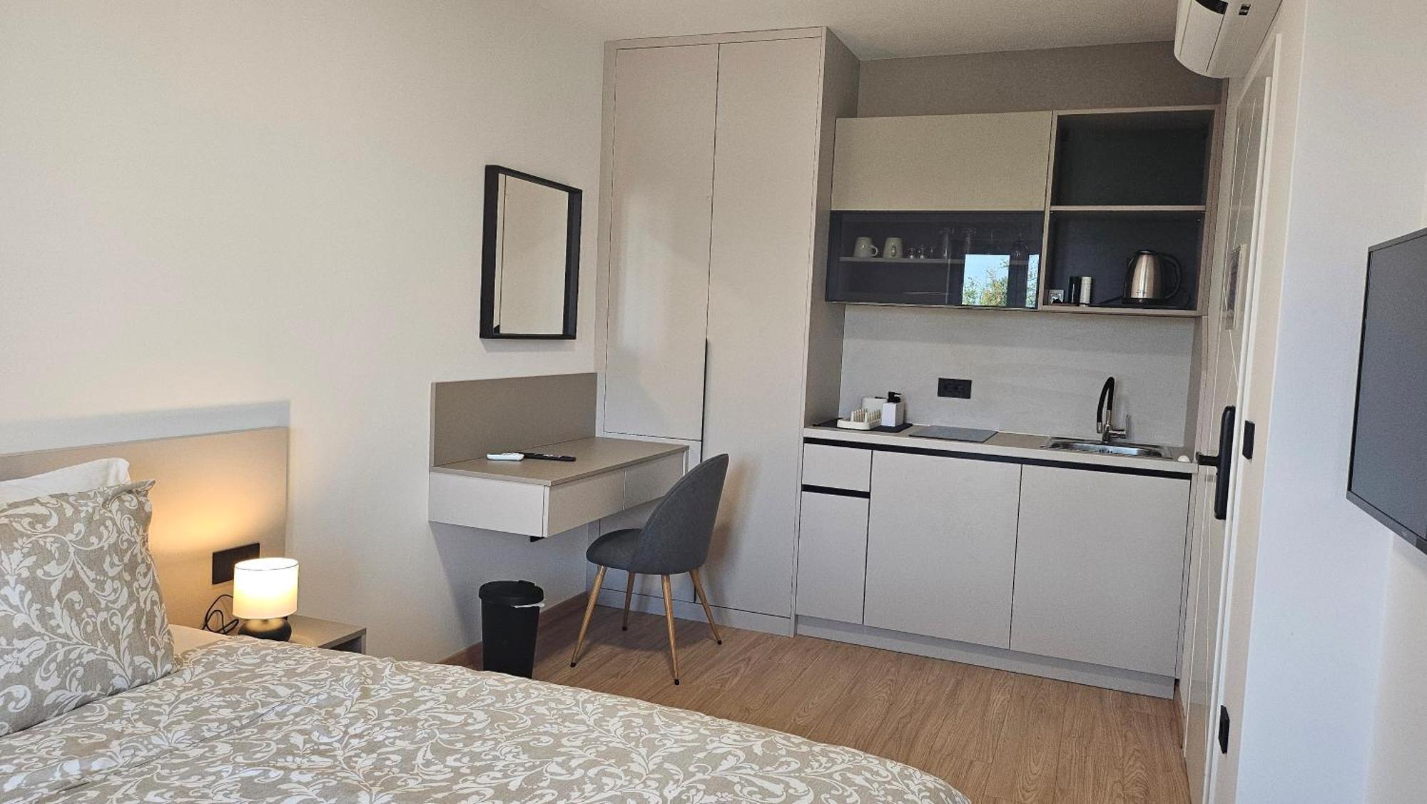Richi Rooms & App Funtana Exteriér fotografie